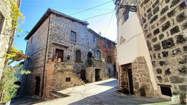 appartamento in vendita a Vitorchiano