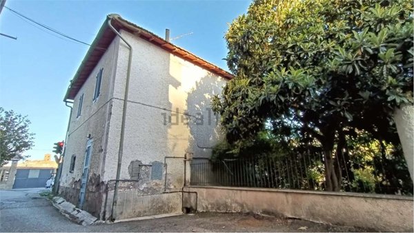 casa semindipendente in vendita a Vitorchiano