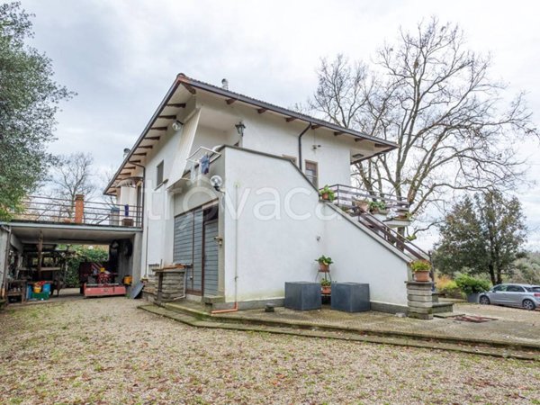 casa indipendente in vendita a Vitorchiano