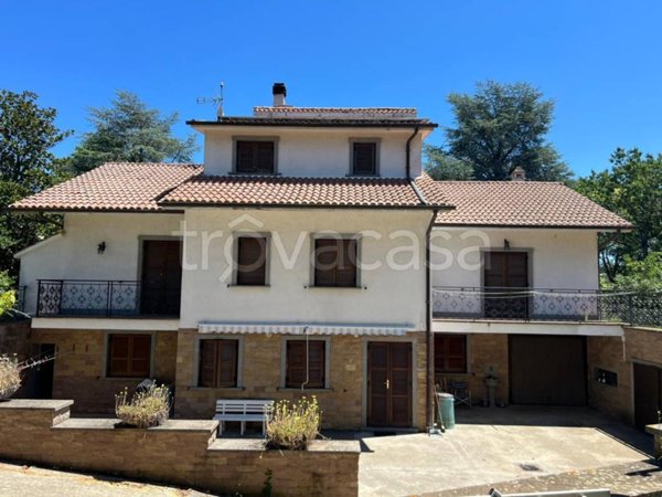 casa indipendente in vendita a Vitorchiano
