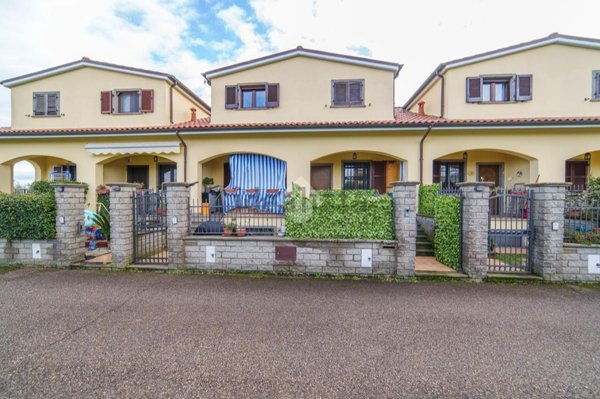 casa indipendente in vendita a Vitorchiano