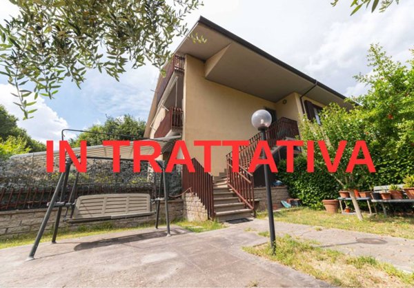 appartamento in vendita a Vitorchiano in zona Paparano