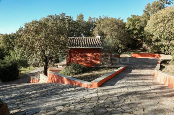 casa indipendente in vendita a Vitorchiano