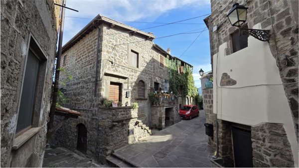 appartamento in vendita a Vitorchiano