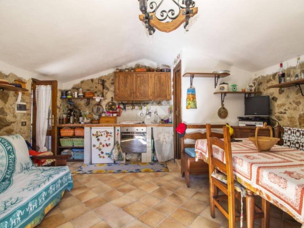 appartamento in vendita ad Antrodoco in zona Rocca di Fondi