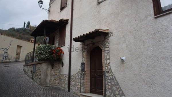 appartamento in vendita ad Antrodoco