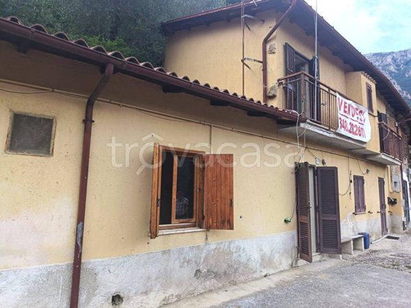 casa indipendente in vendita ad Antrodoco