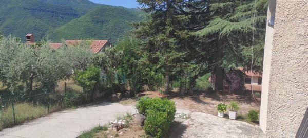 casa indipendente in vendita ad Ascrea