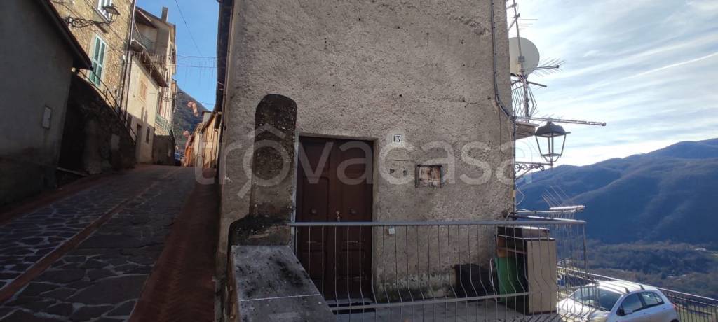 appartamento in vendita ad Ascrea