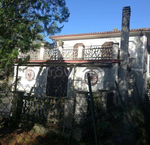 casa indipendente in vendita a Belmonte in Sabina