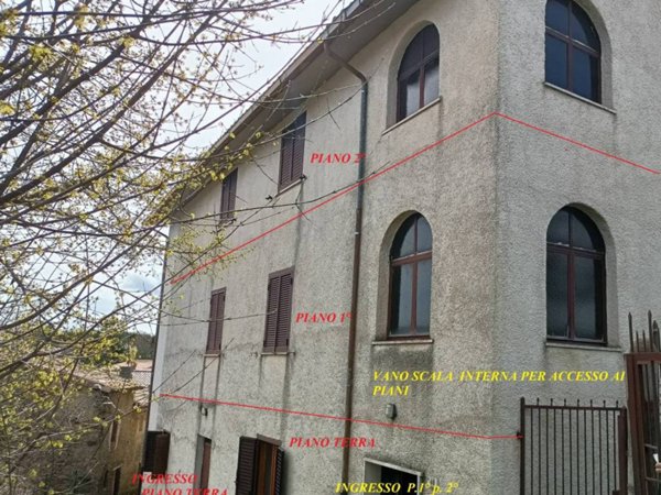 casa indipendente in vendita a Belmonte in Sabina