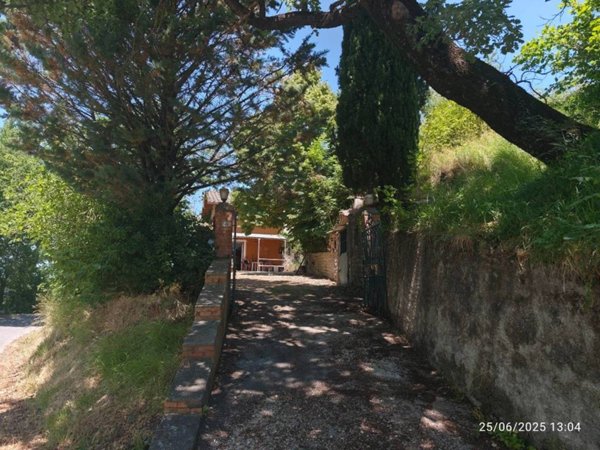 casa indipendente in vendita a Belmonte in Sabina
