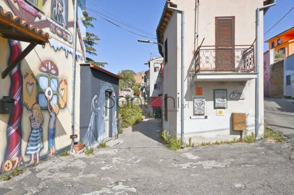 casa indipendente in vendita a Borgorose in zona Santo Stefano