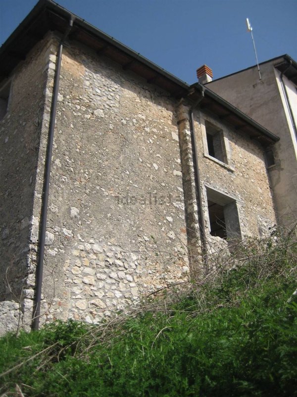 quadrivano in vendita a Borgorose