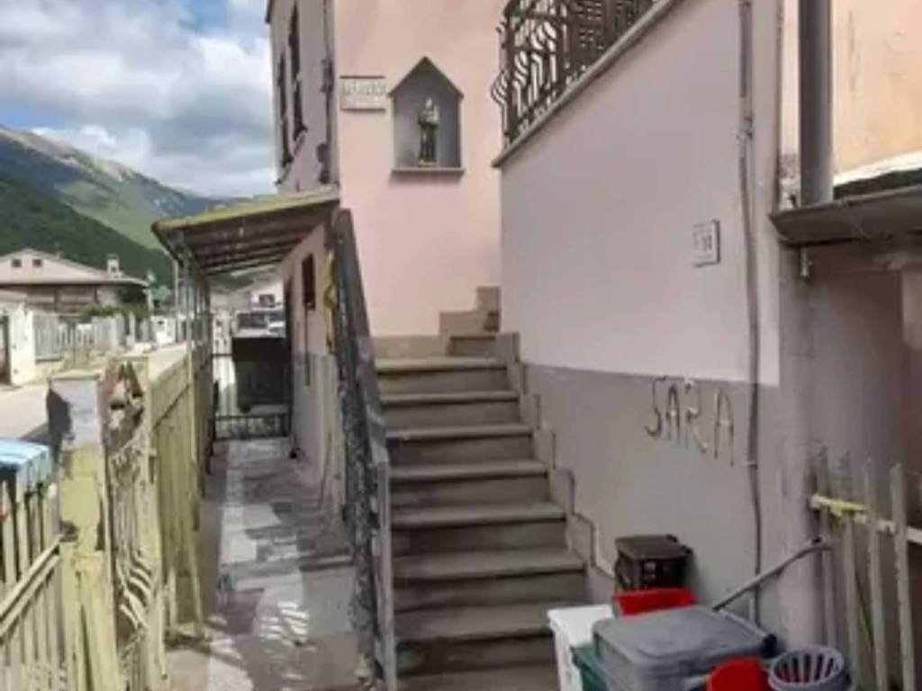 appartamento in vendita a Borgorose