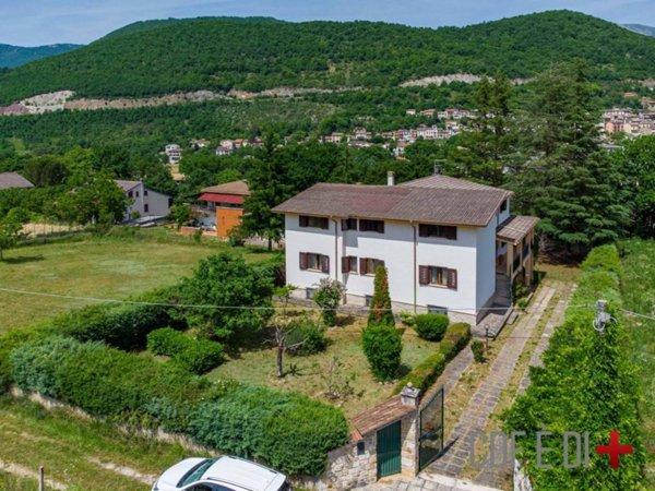 casa indipendente in vendita a Borgorose