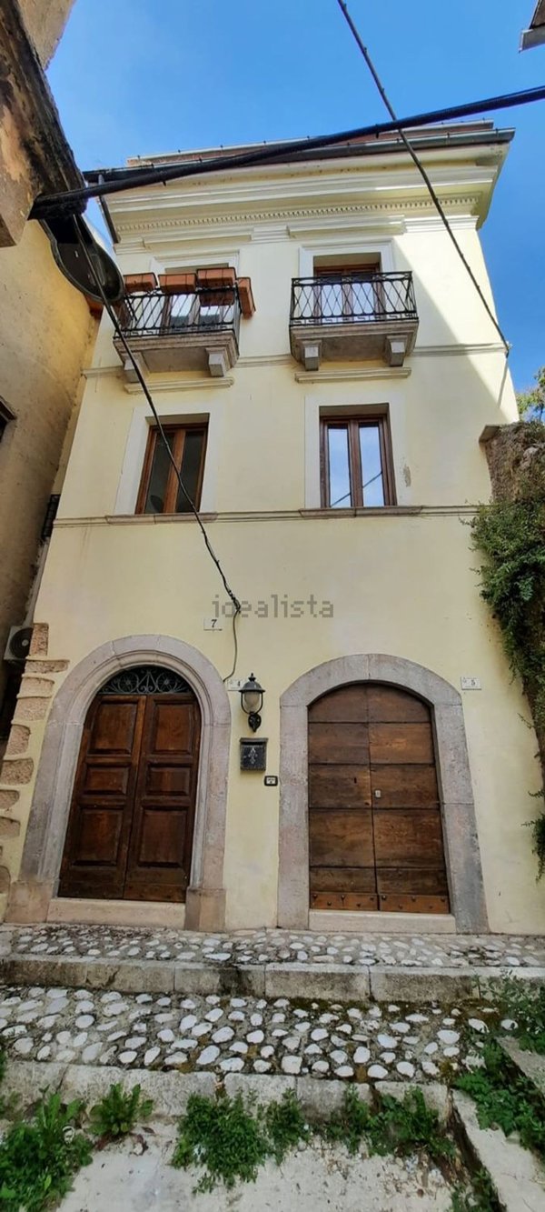 esavano in vendita a Borgorose