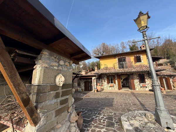 casa indipendente in vendita a Borgorose