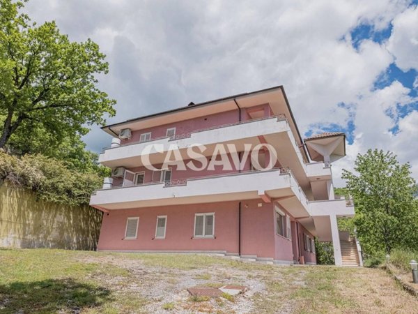 appartamento in vendita a Borgorose in zona Corvaro