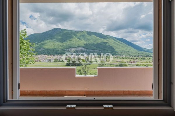appartamento in vendita a Borgorose in zona Corvaro
