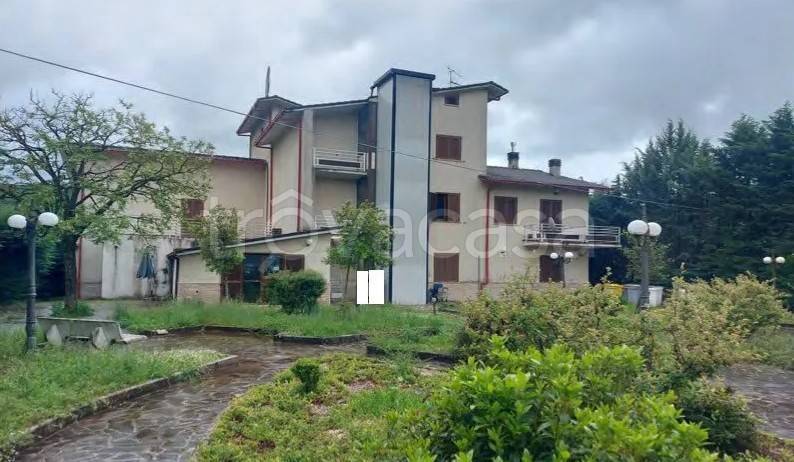 casa indipendente in vendita a Borgorose in zona Colleviati