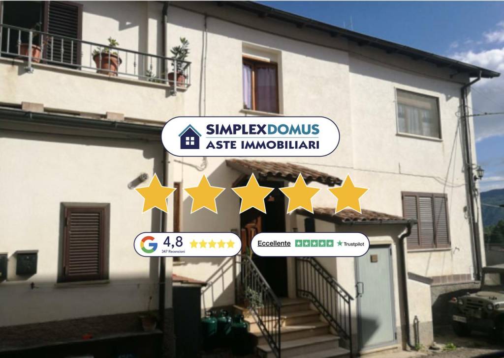 appartamento in vendita a Borgorose in zona Colleviati