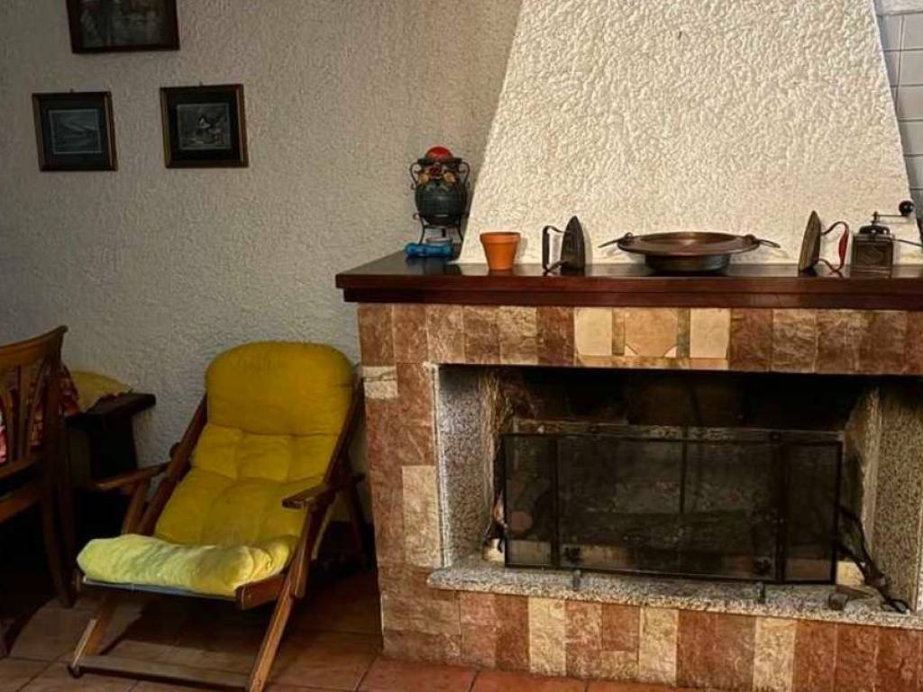casa indipendente in vendita a Borgo Velino