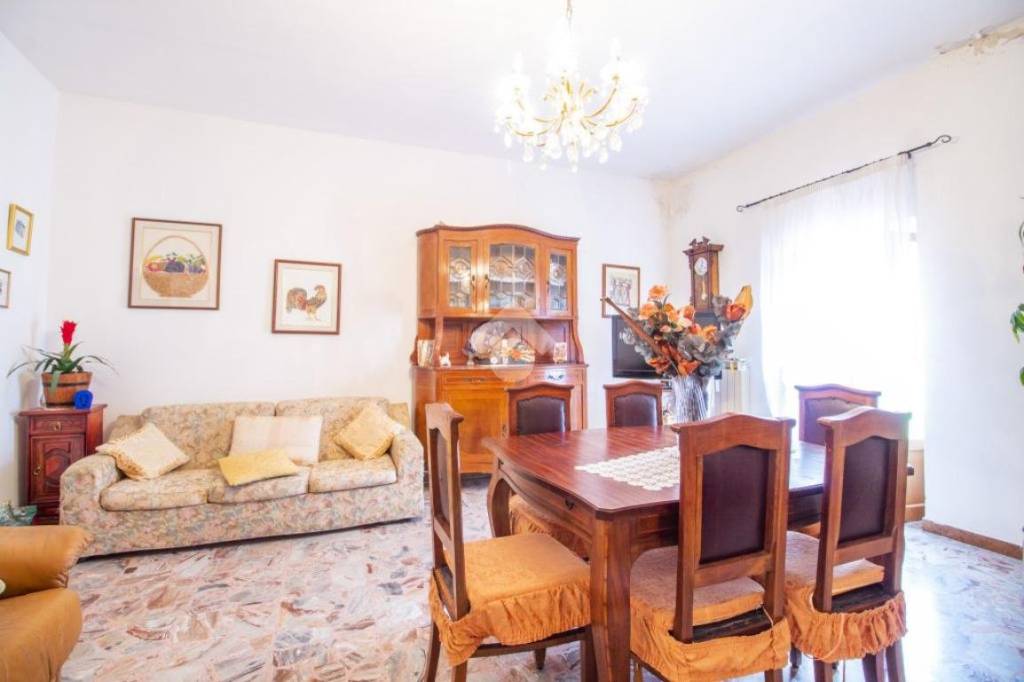 casa indipendente in vendita a Borgo Velino
