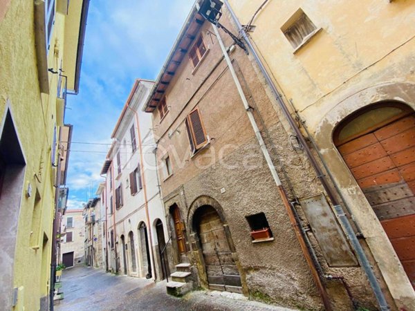 casa indipendente in vendita a Borgo Velino