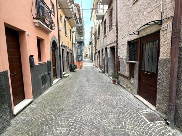 casa indipendente in vendita a Borgo Velino