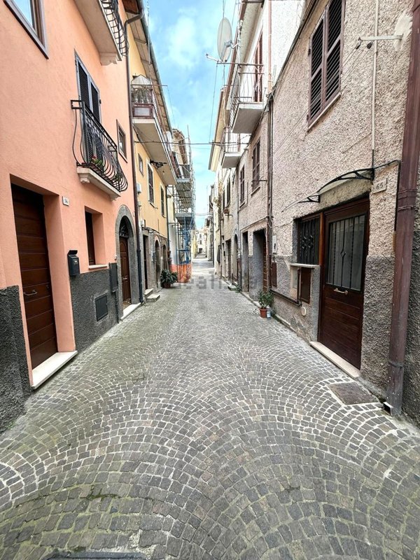 casa indipendente in vendita a Borgo Velino