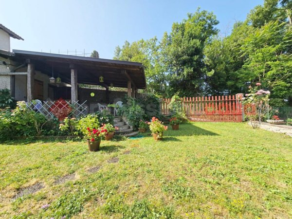 casa indipendente in vendita a Cantalice