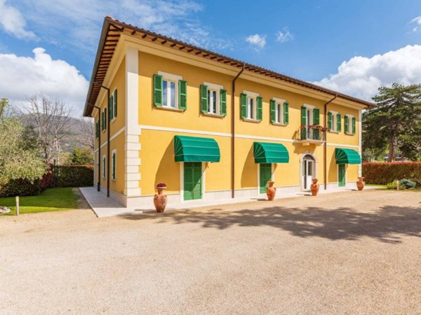 casa indipendente in vendita a Cantalice
