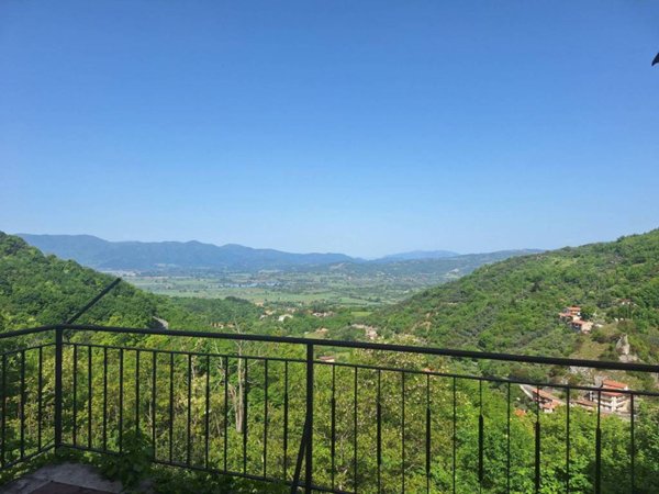 casa indipendente in vendita a Cantalice
