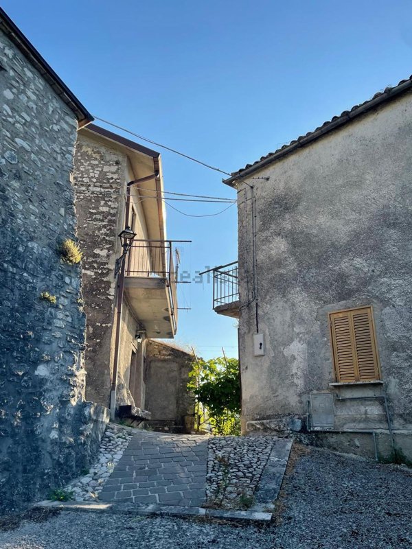 casa indipendente in vendita a Cantalice