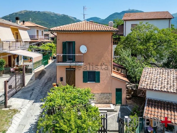 quadrivano in vendita a Cantalice