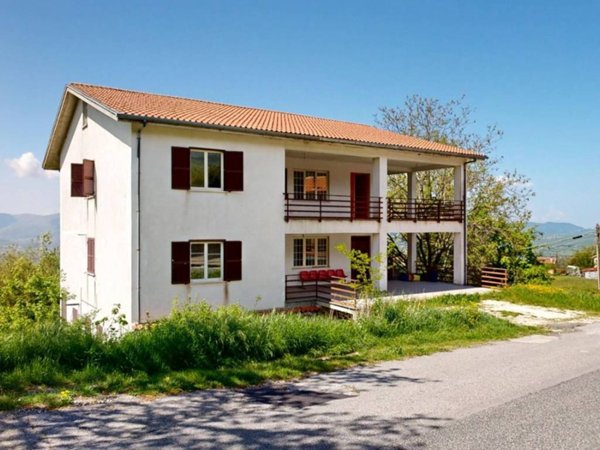 appartamento in vendita a Cantalice in zona Santa Margherita