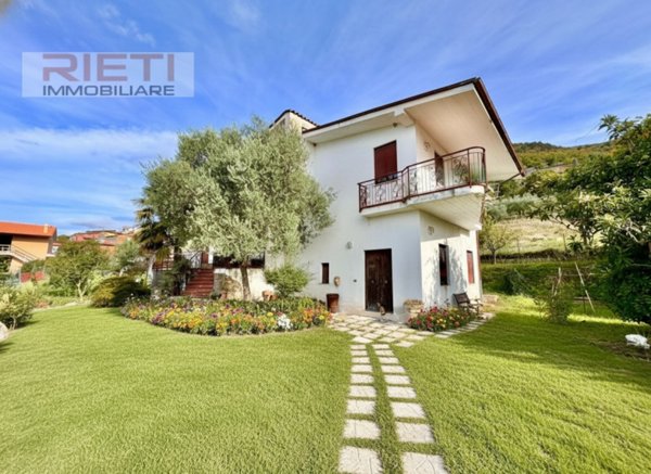casa indipendente in vendita a Cantalice in zona San Liberato