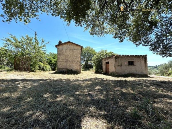 casa indipendente in vendita a Cantalupo in Sabina