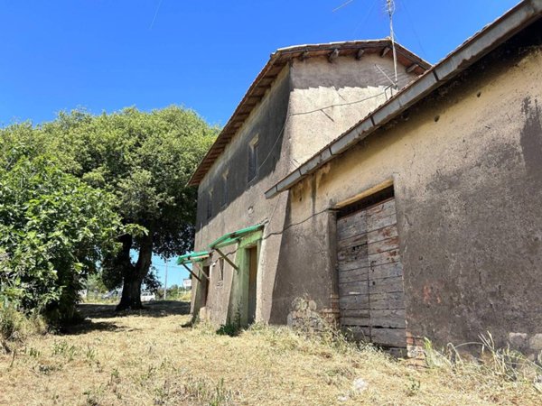 casa indipendente in vendita a Cantalupo in Sabina