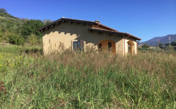 casa indipendente in vendita a Cantalupo in Sabina