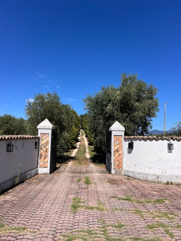 casa indipendente in vendita a Cantalupo in Sabina