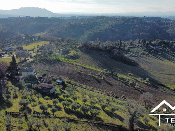 casa indipendente in vendita a Cantalupo in Sabina