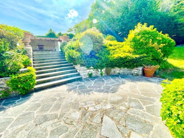 casa indipendente in vendita a Cantalupo in Sabina