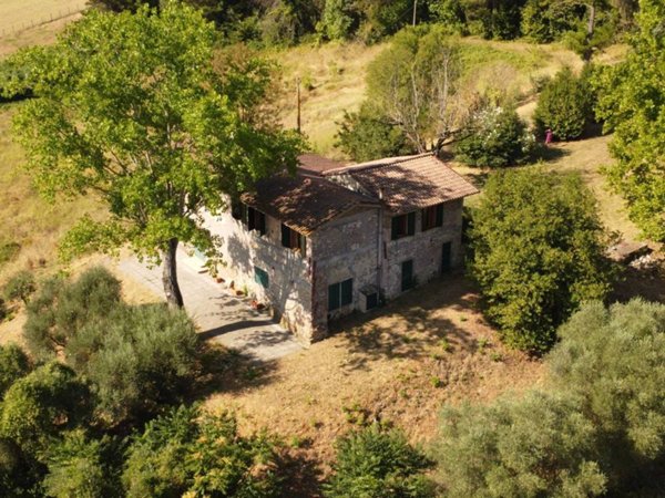 casa indipendente in vendita a Cantalupo in Sabina