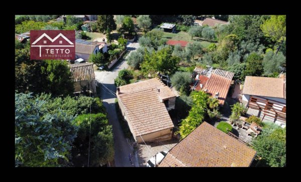 casa indipendente in vendita a Cantalupo in Sabina