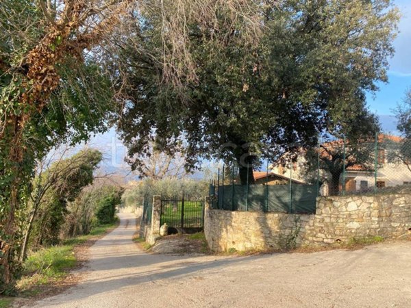terreno edificabile in vendita a Casaprota in zona Collelungo Sabino