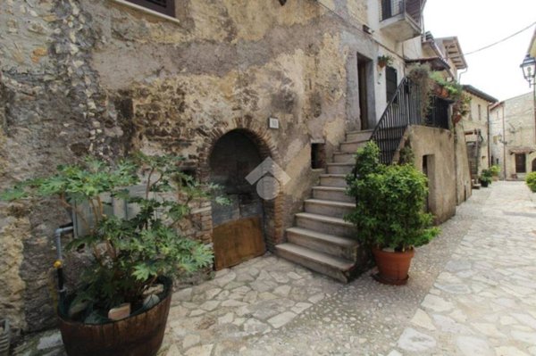 appartamento in vendita a Casaprota in zona Collelungo Sabino