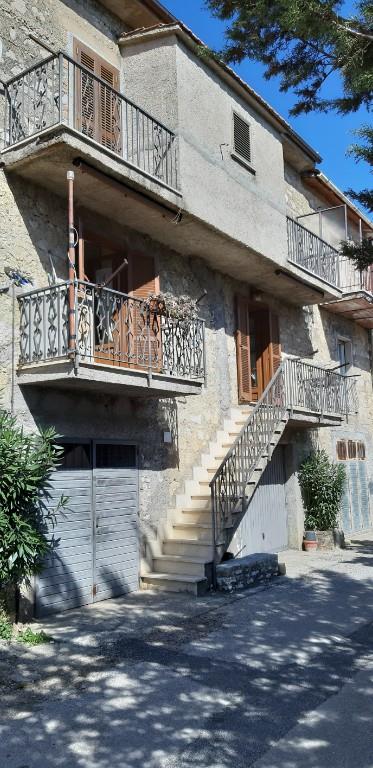 intera palazzina in vendita a Casaprota