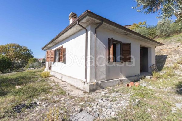 casa indipendente in vendita a Casaprota